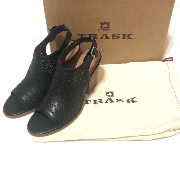 NWB Trask Parker Black Stacked Heel Slingback Sandals - Picture 3 of 6